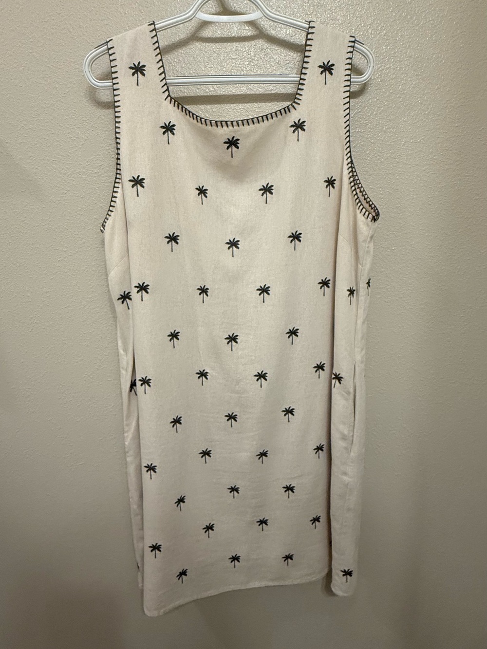Cynthia Rowley Cream Dress with Black Contrast Stitching
